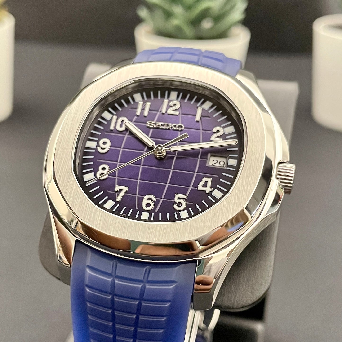 Aquanaut Seiko Mod in Blue - PS Watch Mods