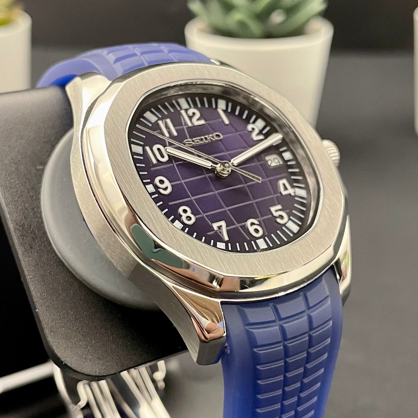 Aquanaut Seiko Mod in Blue - PS Watch Mods