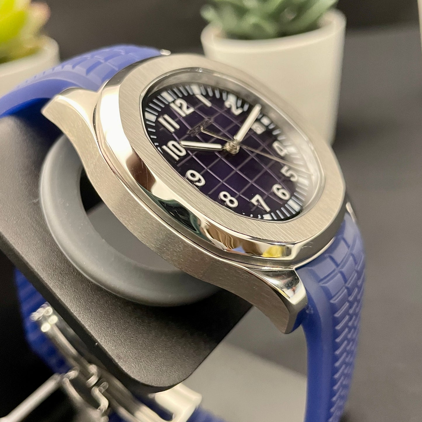 Aquanaut Seiko Mod in Blue - PS Watch Mods