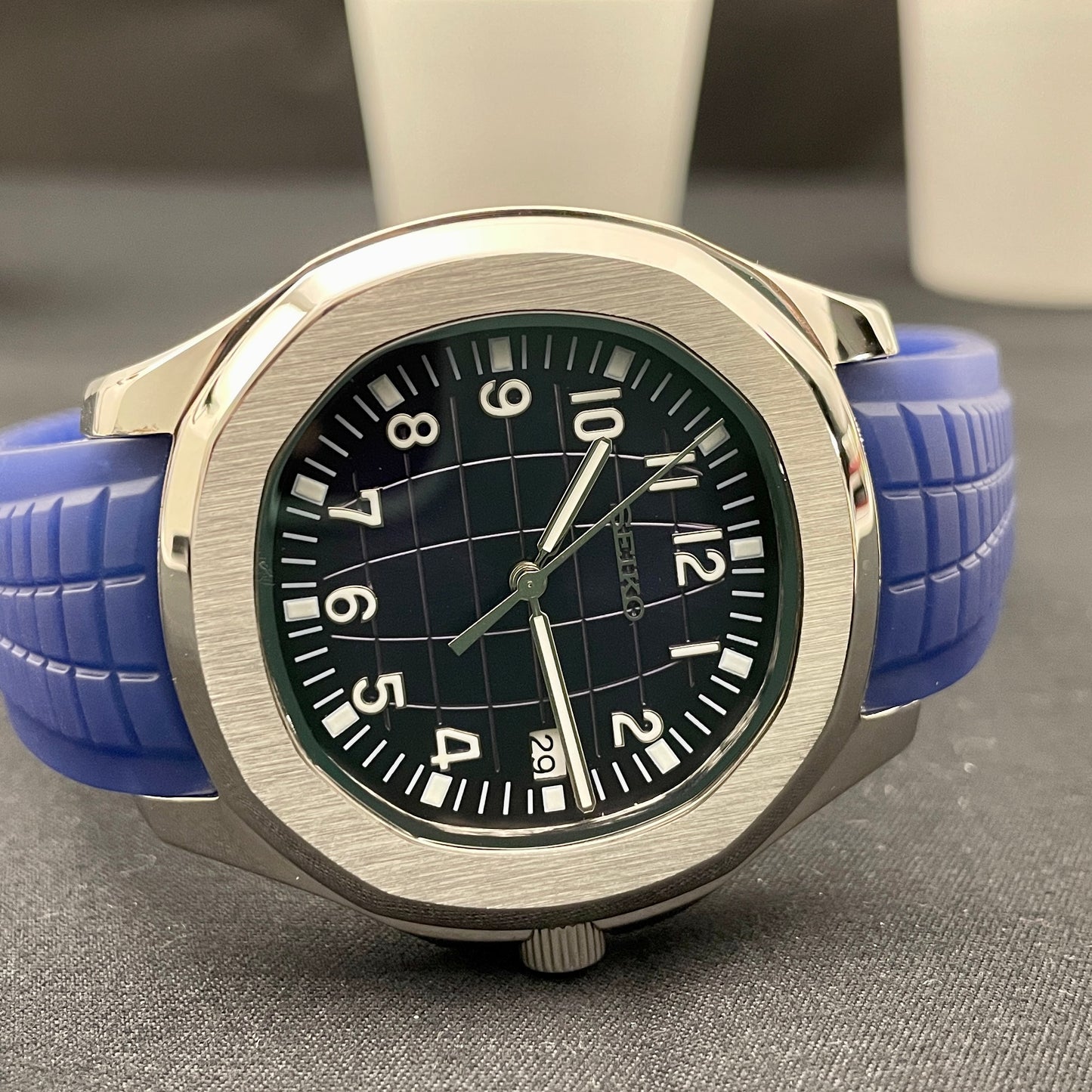 Aquanaut Seiko Mod in Blue - PS Watch Mods