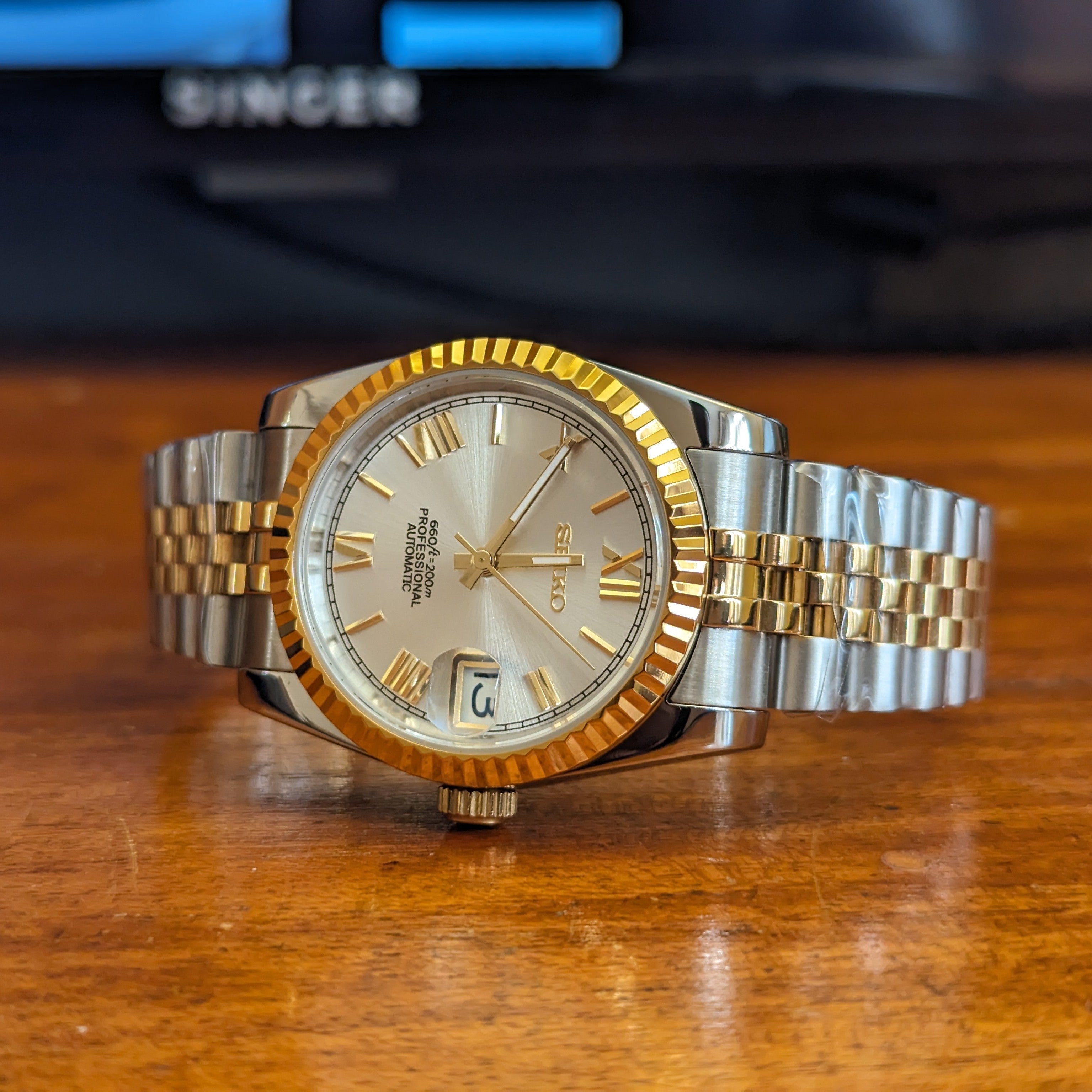 DateJust Roman numeral Two tone Gold Seiko Mod NH35 – PS Watch Mods