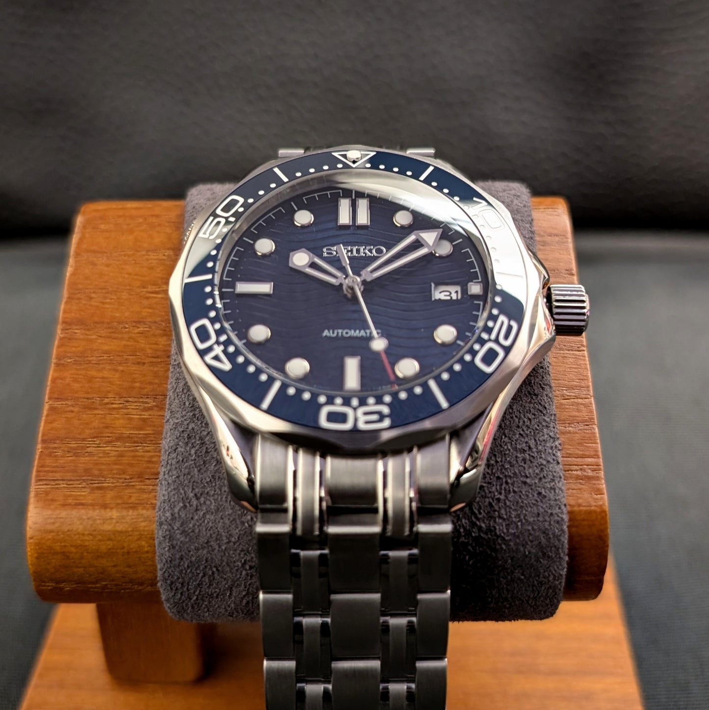 Seamaster 300 Seiko Mod James Bond tribute