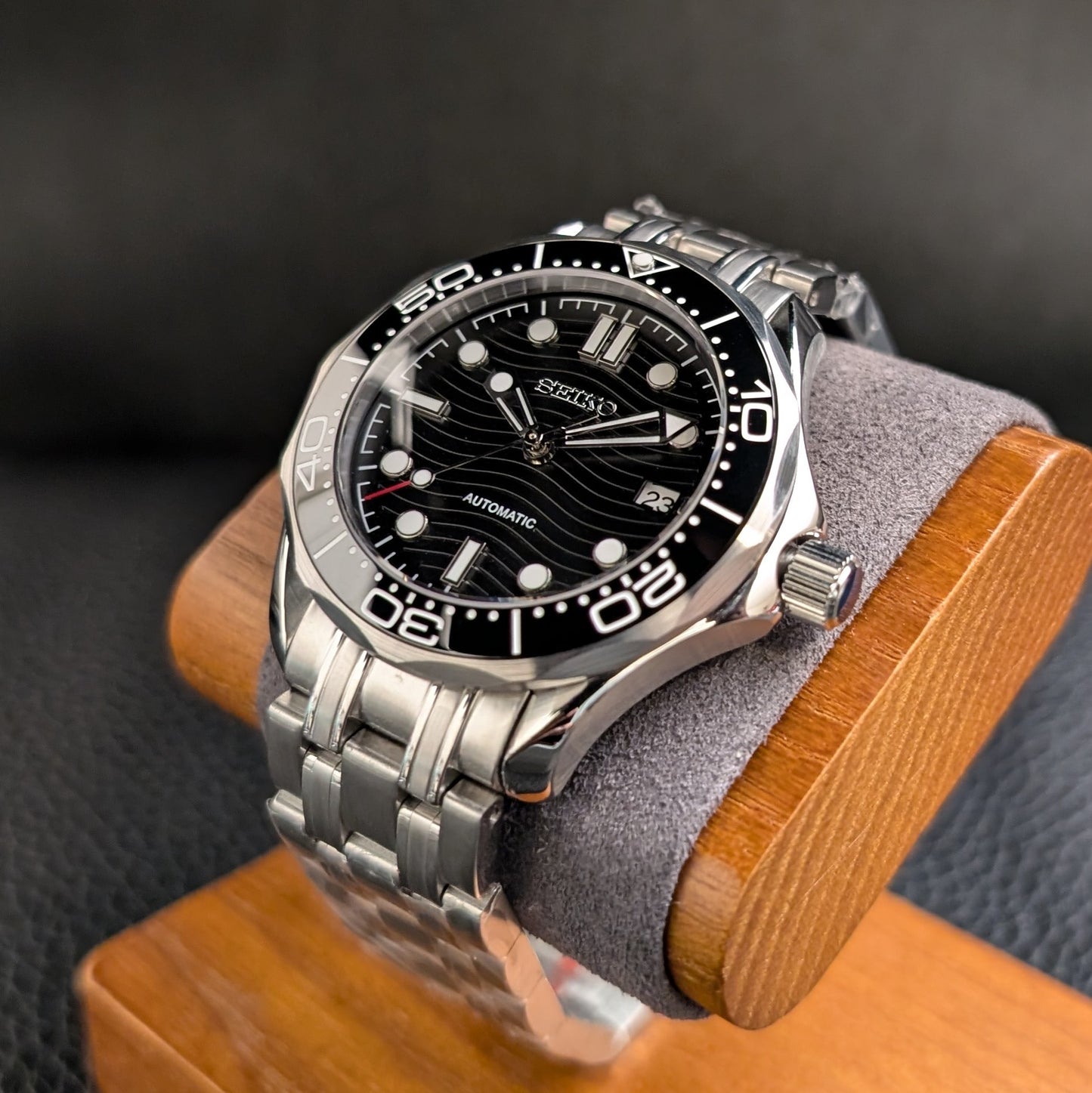 Seamaster 300 Seiko Mod James Bond tribute