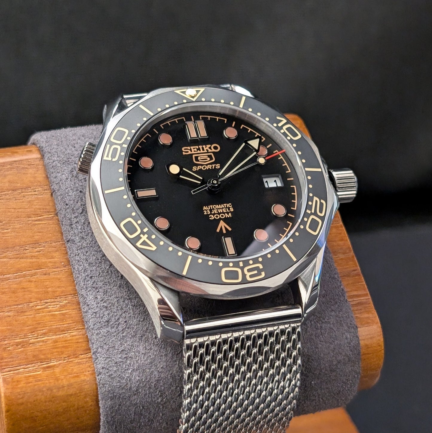 Seamaster SMP300 James Bond Classic Homage