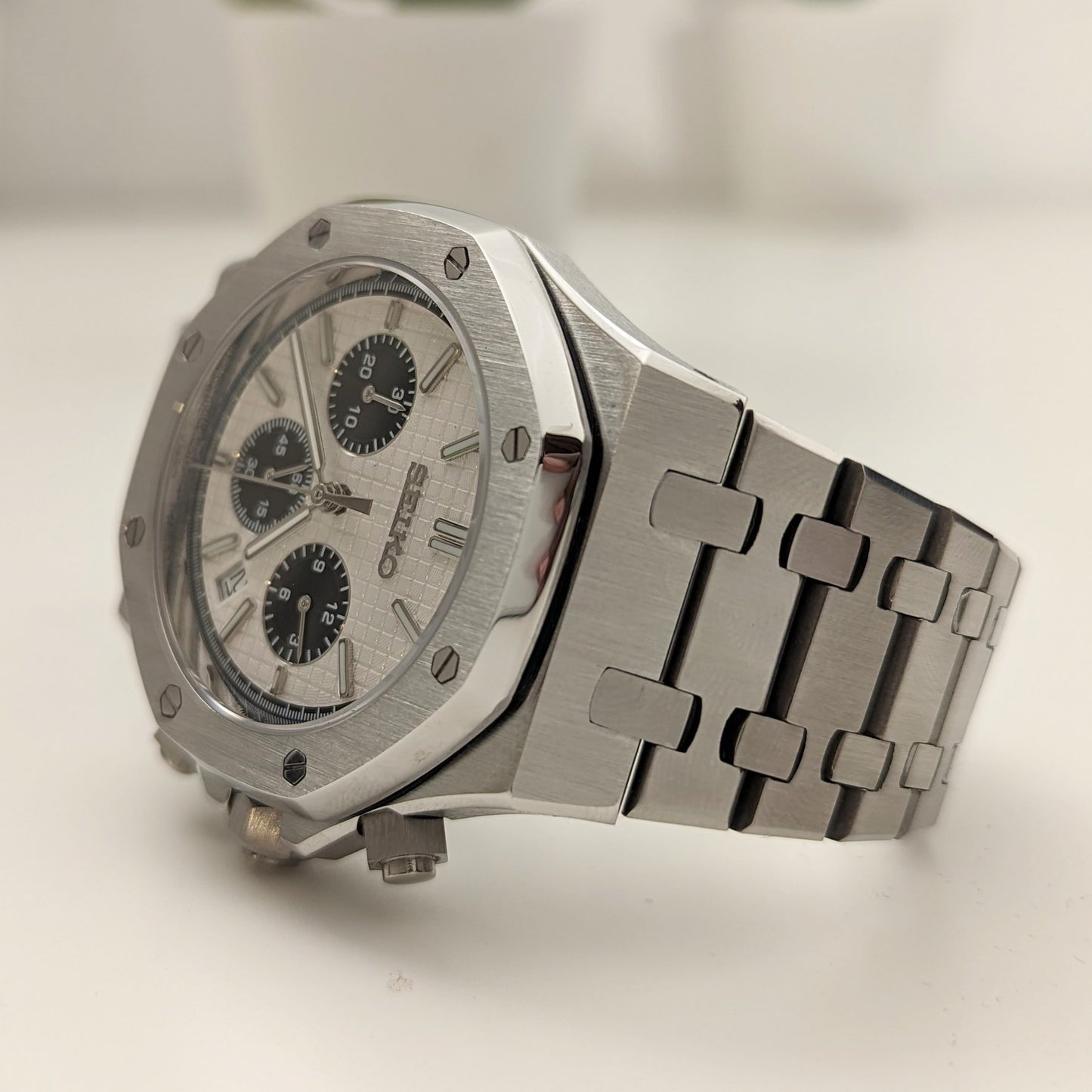 SeikOak Panda Chrono